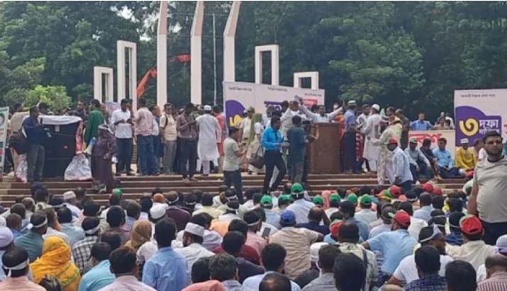 প্রজ্ঞাপন প্রত্যাখ্যান: আন্দোলন চালিয়ে যাওয়ার ঘোষণা শিক্ষকদের