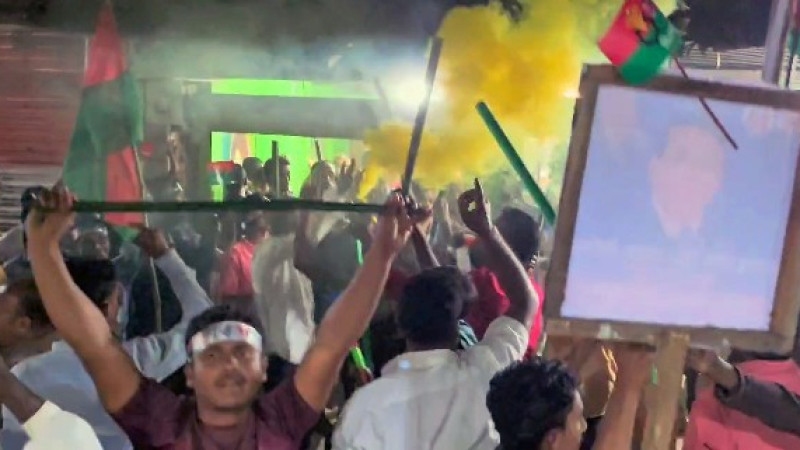 তজুমদ্দিনে খালেদা জিয়া ও তারেক রহমানের ছবি প্রদর্শনে বাঁধা: হামলা- ভাংচুর, আহত-৬
