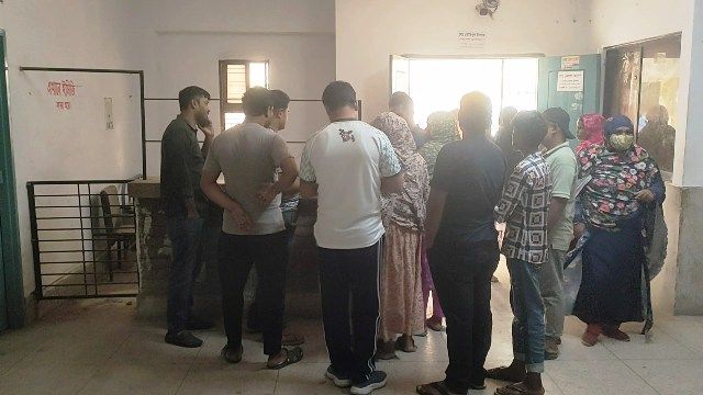 মেহেরপুরে বিআরটিসির বাসের ধাক্কায় কৃষক নিহত