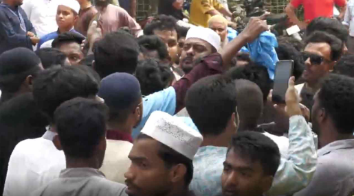 নাসীরুদ্দীন পাটওয়ারীর ওপর হামলা
