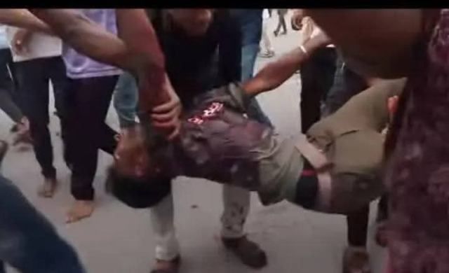 ইপিজেড শ্রমিক ছাটাইয়ের প্রতিবাদে আন্দোলনরত এক শ্রমিক নিহত, আহত ১০