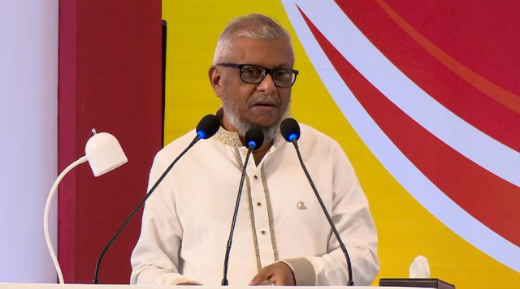 সরকার শ্রমজীবী মানুষের পাশে থাকার অঙ্গীকার: শ্রমমন্ত্রী