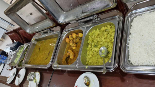 প্রধানমন্ত্রীর অফিসে দুপুরের খাবার ও বিকেলের নাস্তার বাজেট ১৫০ টাকা, যা আগে ছিল এর পাঁচ গুণেরও বেশি