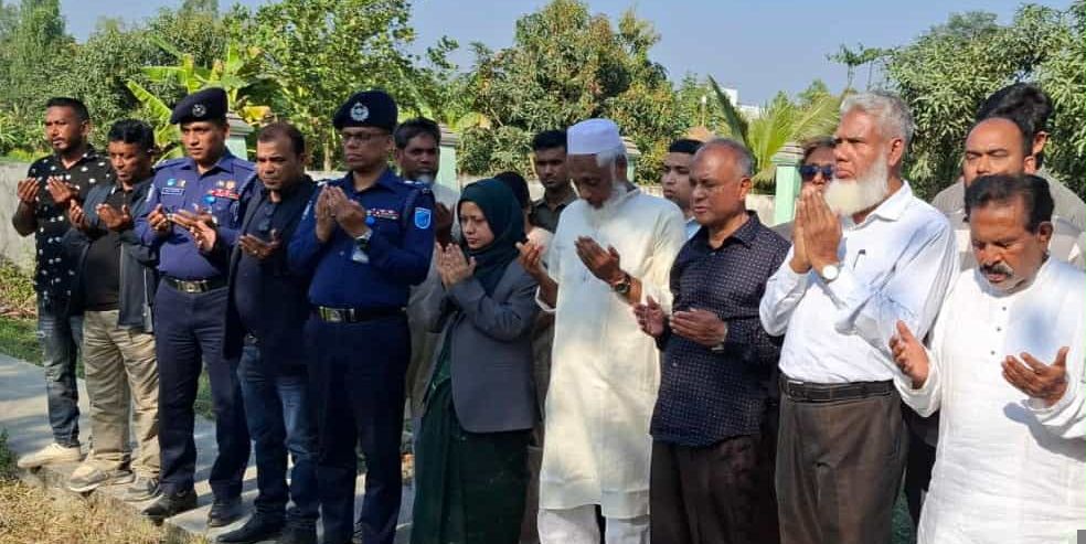 সিরাজদিখানে স্বরাষ্ট্র উপদেষ্টার আগমন সড়ক উদ্বোধন কবর জিয়ারতের