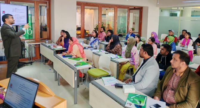 নির্বাচন ও গণভোটের তথ্যসেবা দেওয়ার প্রস্তুতি নিচ্ছে জাতীয় হেল্পলাইন ৩৩৩