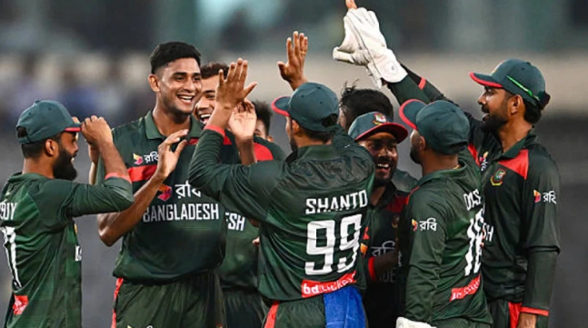 মিরপুরে ইতিহাস: মোসাদ্দেকের রাজকীয় প্রত্যাবর্তন ও নাহিদ ঝড়ে অজি-বধ