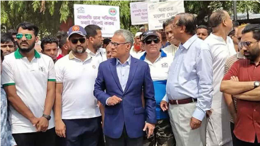 গ্যাসচালিত পরিবহন অতিরিক্ত ভাড়া নিলে ব্যবস্থা নেওয়া হবে: মন্ত্রী