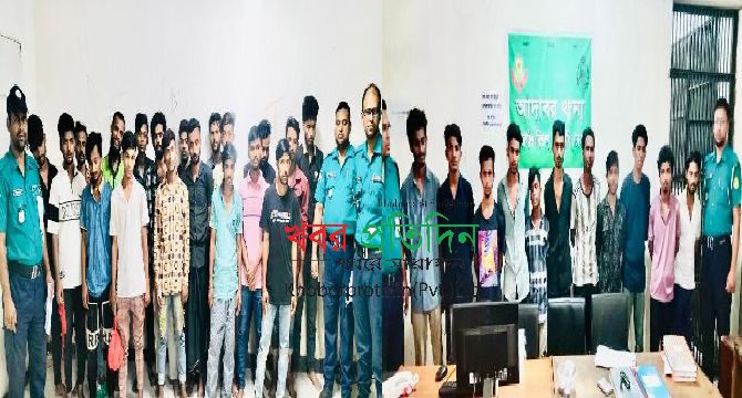 ডিএমপির তেজগাঁও বিভাগের সাঁড়াশি অভিযান; গ্রেফতার ৬২