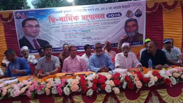 নবীনগর পৌরসভার তিনটি ওয়ার্ডে কৃষক দলের সম্মেলনে নিজের রক্তের গ্রুপ বিএনপি বলে দাবি করলেন কৃষক নেতা মামুন