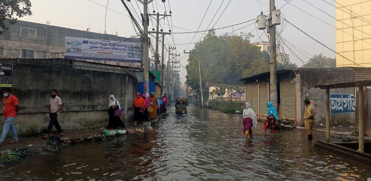 আশুলিয়ার জামগড়া-বাগবাড়ি সড়কের বেহাল দশা, চরম জনদুর্ভোগ: সংশ্লিষ্ট কর্মকর্তার হস্তক্ষেপ কামনা