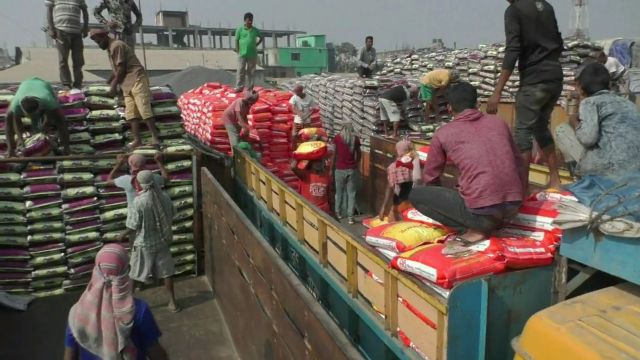 হিলি স্থবন্দর দিয়ে ভারত থেকে চাল আমদানি বন্ধ