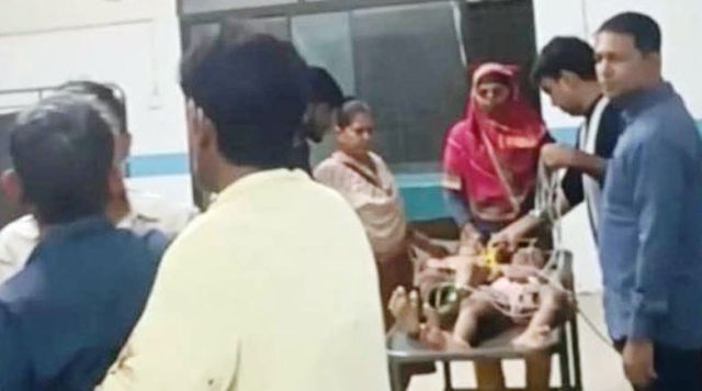 খুলনা নগরীর মোল্লাপাড়ায় আলোচিত ট্রিপল মার্ডারের এক জনকে গ্রেফতার করেছে পুলিশ