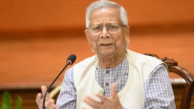 রাজনৈতিক দলগুলোর সঙ্গে ঐকমত্যে পৌঁছে জুলাই সনদ ঘোষণা করা হবে: প্রধান উপদেষ্টা