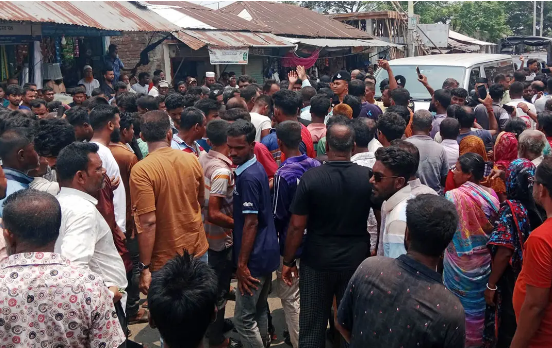 দাকোপে রুদ্ধশ্বাস নাটকীয়তা: র‌্যাবের গাড়ি ভেঙে আসামি ছিনতাই, ৫ ঘণ্টা পর পুনরায় গ্রেপ্তার