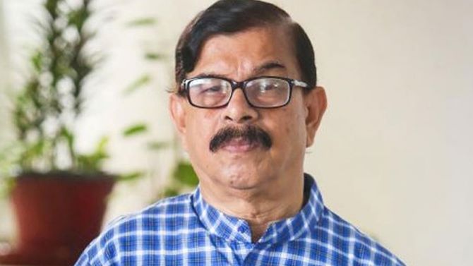 মাহমুদুর রহমান মান্নাকে সিসিইউতে স্থানান্তর