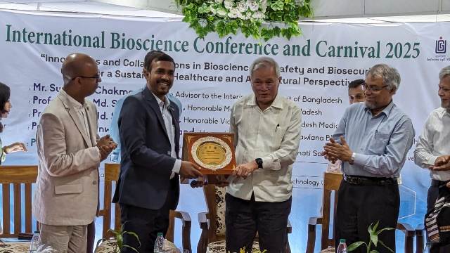 পার্বত্য অঞ্চলের কৃষি বিপ্লব ঘটাতেবিজ্ঞানীদের কাজে লাগাতে হবে: পার্বত্য উপদেষ্টা সুপ্রদীপ চাকমা