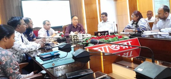 পণ্যবাহী গাড়ি চালকদের বিশ্রামাগার ও নিরাপত্তা বিষয়ে মতবিনিময় সভা অনুষ্ঠিত