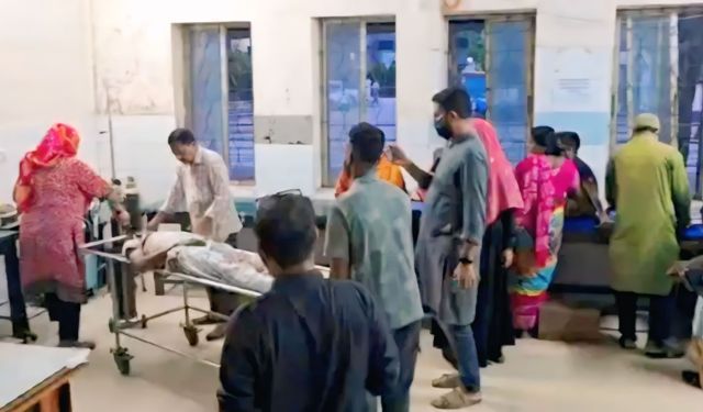 শিবালয়ে বালু নিয়ে দ্বন্দ্বে বালুমহালের ম্যানেজার মিরাজ'কে গুলি হত্যা