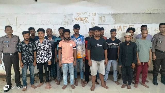 তেজগাঁও বিভাগের অভিযানে গত ২৪ ঘণ্টায় বিভিন্ন অপরাধে জড়িত ৬৪ জন গ্রেফতার