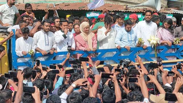 সীমান্তে গণহত্যা যেকোনো মূল্য বন্ধ করব: নাহিদ ইসলাম