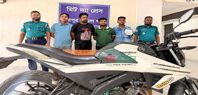 মনিপুরে চাঁদাবাজির ঘটনায় চারজনকে গ্রেফতার করেছে মিরপুর মডেল থানা পুলিশ