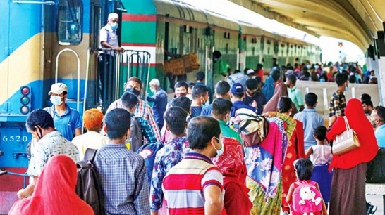 টানা ৭ দিনের লম্বা ছুটিতে সরকারি চাকরিজীবীরা, ঈদযাত্রা নির্বিঘ্ন করতে সরকারের বিশেষ উদ্যোগ