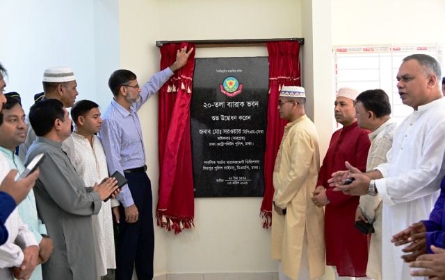 মিরপুর ২০ তলা আবাসিক ভবনের শুভ উদ্বোধন করলেন ডিএমপির ভারপ্রাপ্ত কমিশনার