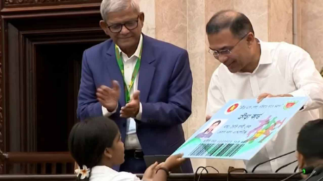 ক্রীড়াকার্ড ও ভাতা প্রদান কার্যক্রমের উদ্বোধন করেছেন প্রধানমন্ত্রী