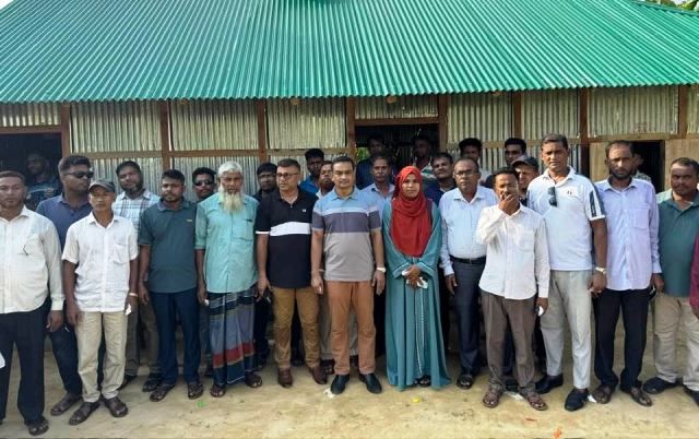 মাটিরাঙ্গায় সাবেক এমপি ওয়াদুদ ভূইয়ার পক্ষ থেকে অসহায় যুবদল কর্মীকে নতুন ঘর হস্তান্তর