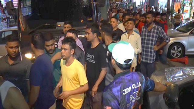 কুয়ালালামপুরে বিশেষ অভিযানে ৩৭৭ বাংলাদেশি আটক