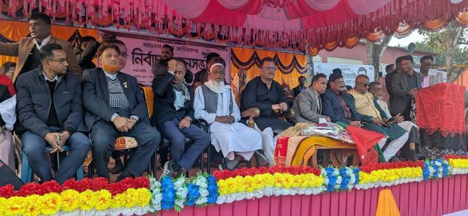 তালায় বিএনপির জনসভা, উন্নয়ন ও কৃষকের পক্ষে কাজের অঙ্গীকার হাবিবুল ইসলাম  হাবিবের
