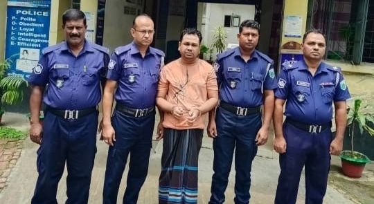 নন্দীগ্রামে আওয়ামী লীগ নেতা গ্রেফতার