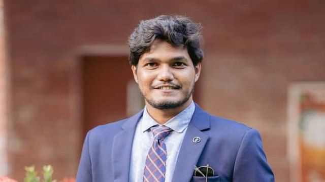 আমার যাত্রা এখানেই শেষ নয়, অনেক দীর্ঘ : আবিদ