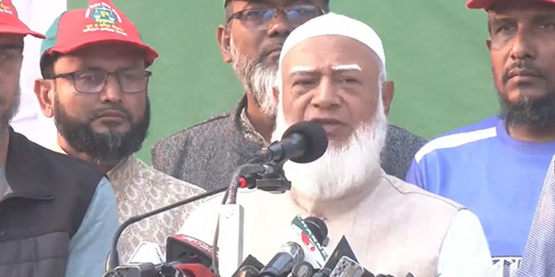 অতীতের বস্তাপচা রাজনীতি ফেলে নতুন রাজনীতি করতে হবে