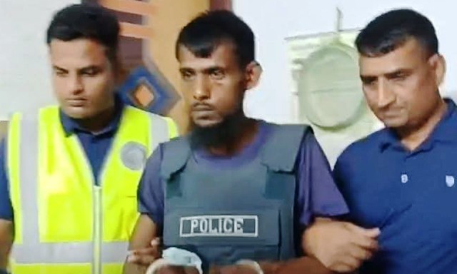 পোরশায় স্বর্ণের লোভে ভাইবোনকে হত্যা করে ধর্ম ছেলে