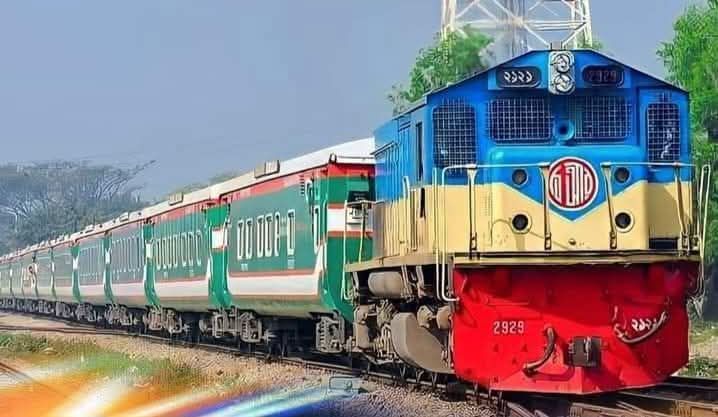 মোংলায় যাত্রীবাহী ট্রেনের নিচে কাটা পড়েছে নয়েমী বিশ্বাস নামের মহিলার মর্মান্তিক মৃত্যু হয়েছে