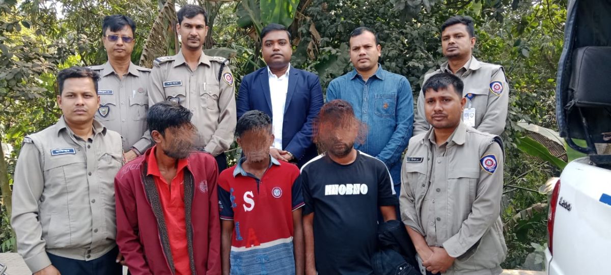মির্জাপুরে মাদক মামলায় তিনজনের ছয় মাসের কারাদণ্ড