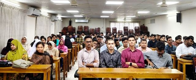 নিটারে ওরিয়েন্টেশন প্রোগ্রামের মধ্য দিয়ে যাত্রা শুরু ২০২৪-২৫ শিক্ষাবর্ষের নবীন শিক্ষার্থীদের