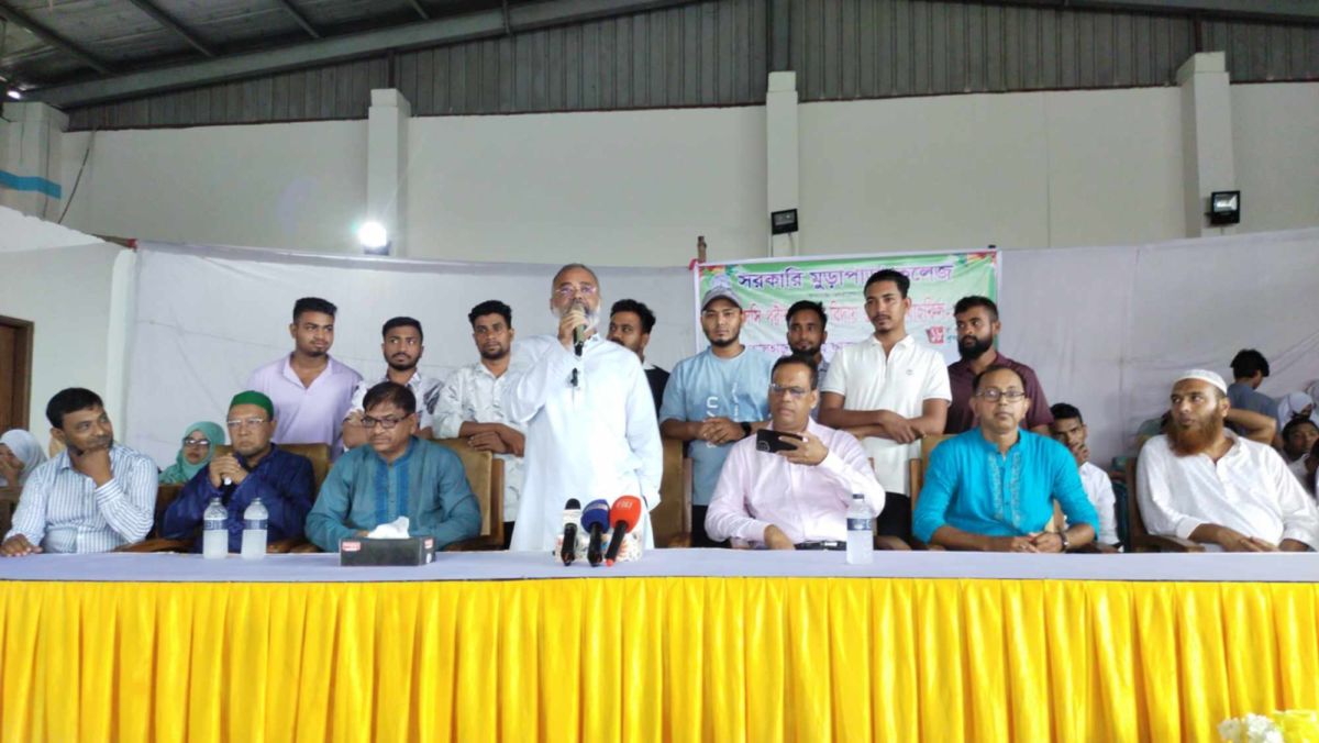 ফ্যাসিস্টরা সমাজকে অস্ত্র মাদক দিয়ে ধ্বংসের দিকে ঠেলে দিয়েছে /গোলাম ফারুক খোকন