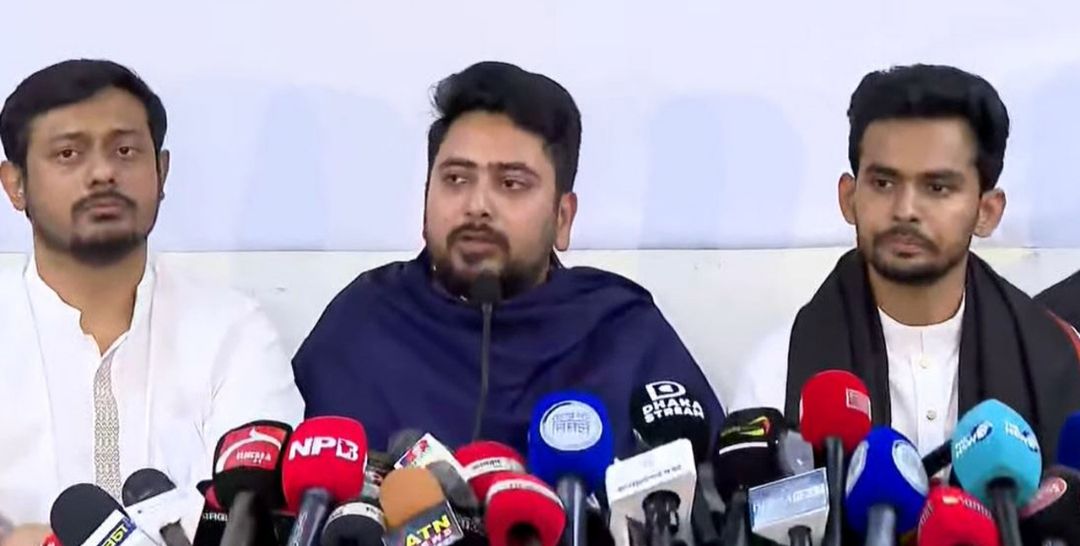 এনসিপিতে যোগ দিলেন আসিফ মাহমুদ, অংশ নেবেন না নির্বাচনে