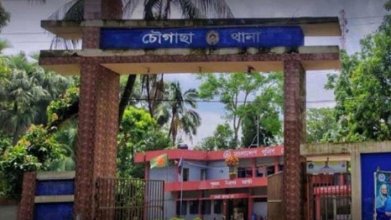 আসামি ধরতে গিয়ে স্থানীয়দের হামলা যশোরে ওসিসহ ৭ পুলিশ সদস্য আহত